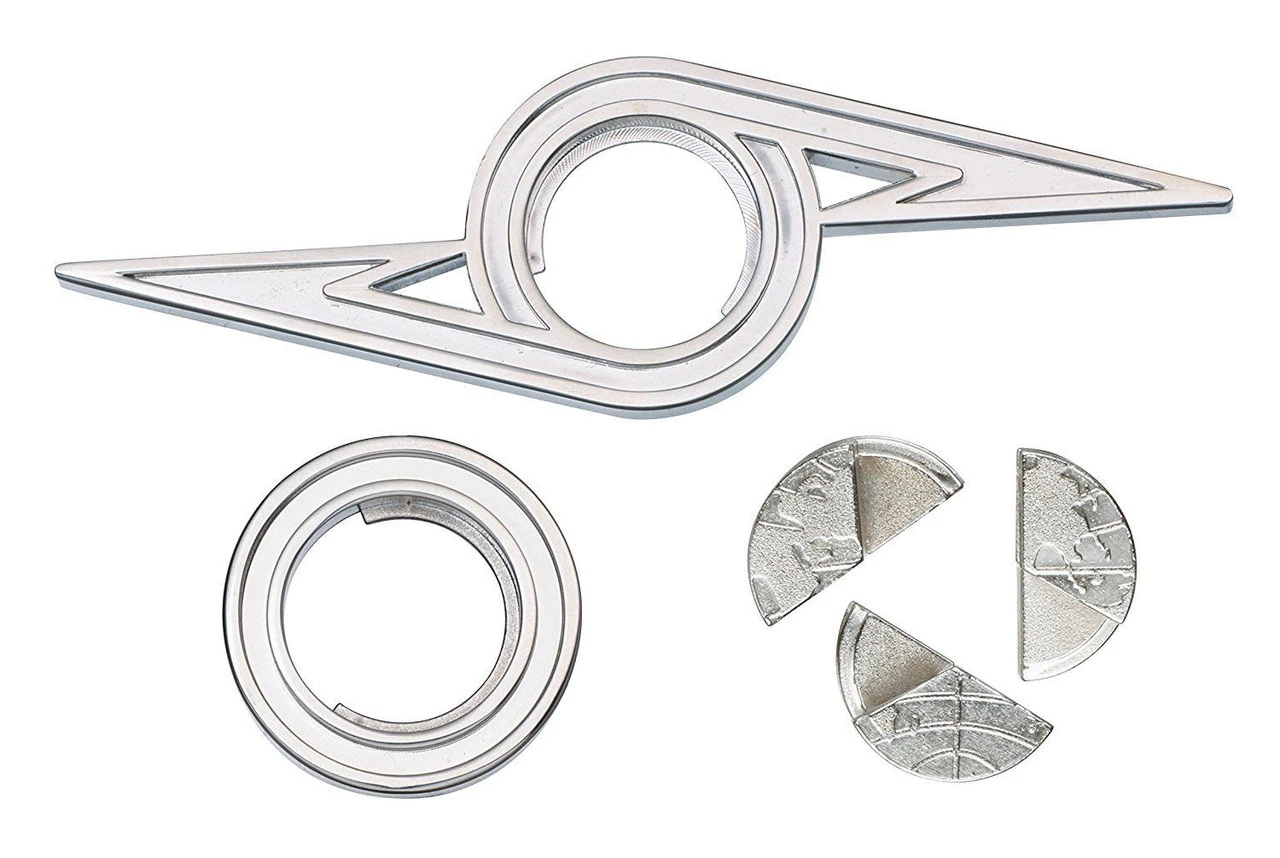 Hanayama Cast Huzzle (Puzzle) Ultra Seven Ultra Guard Emblem 6 Hanayama Cast Huzzle (Puzzle) Ultra Seven Ultra Guard Emblem - Image 4